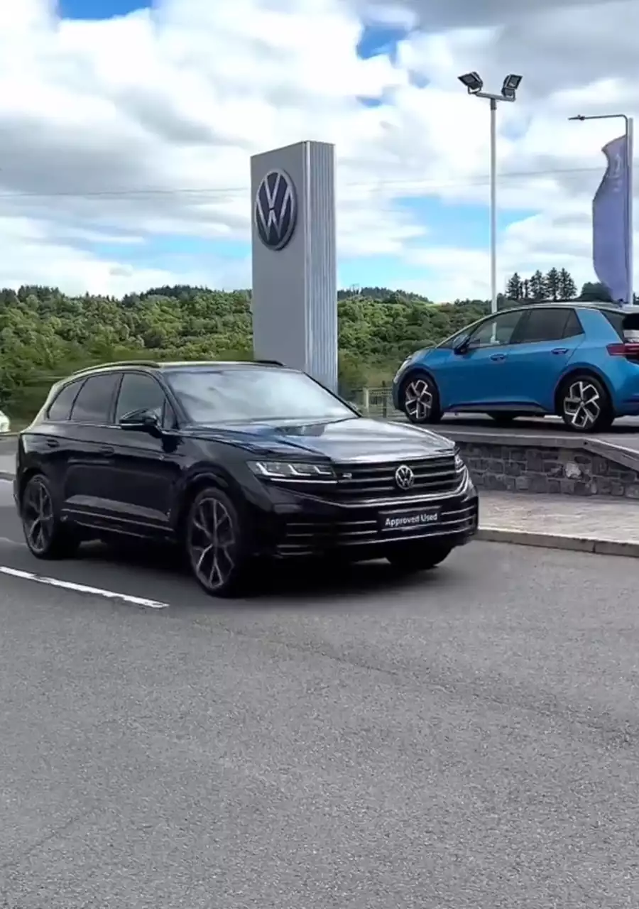 Volkswagen Touareg: The Luxurious SUV That Blends Power, Elegance, and Advanced Technology