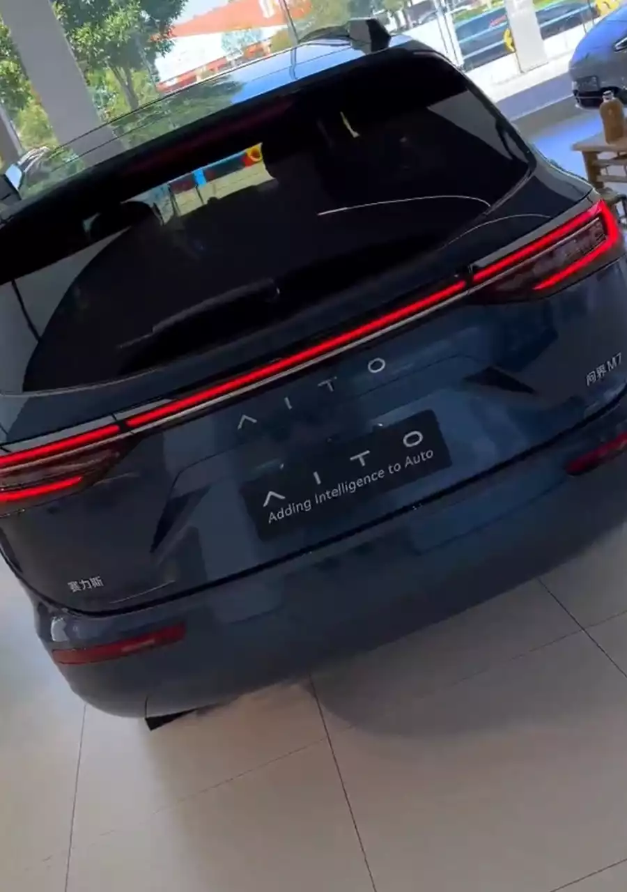 AITO M7: A Deep Dive into the Interior and Features of the Luxury Electric SUV (Part 2)